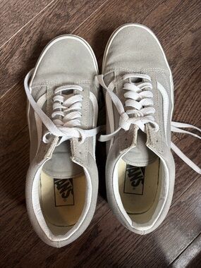 Vans Old Skool Sneakers in Light Gray and White